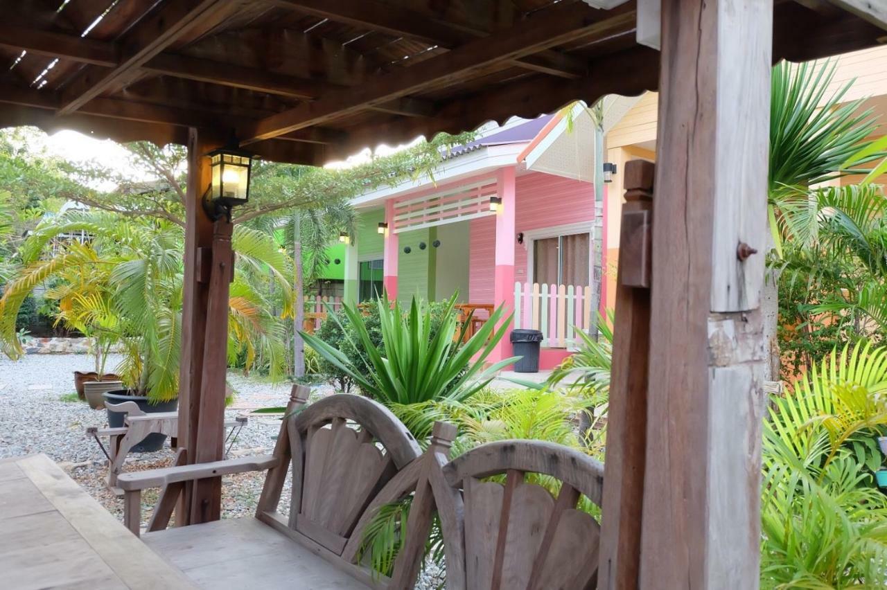 Thippawan Bungalow Đảo Koh Si Chang Ngoại thất bức ảnh
